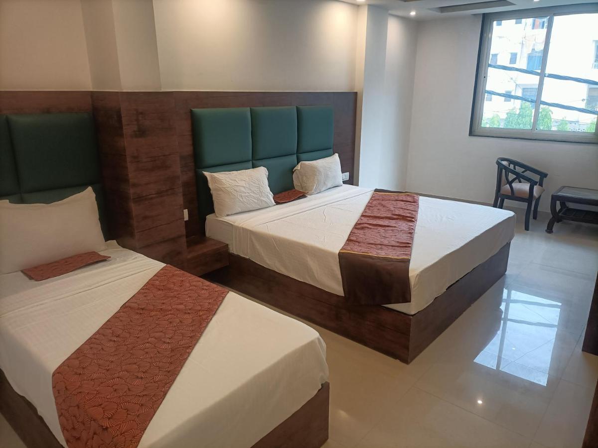 Hotel Tark Inn Near Igi Airport New Delhi Extérieur photo