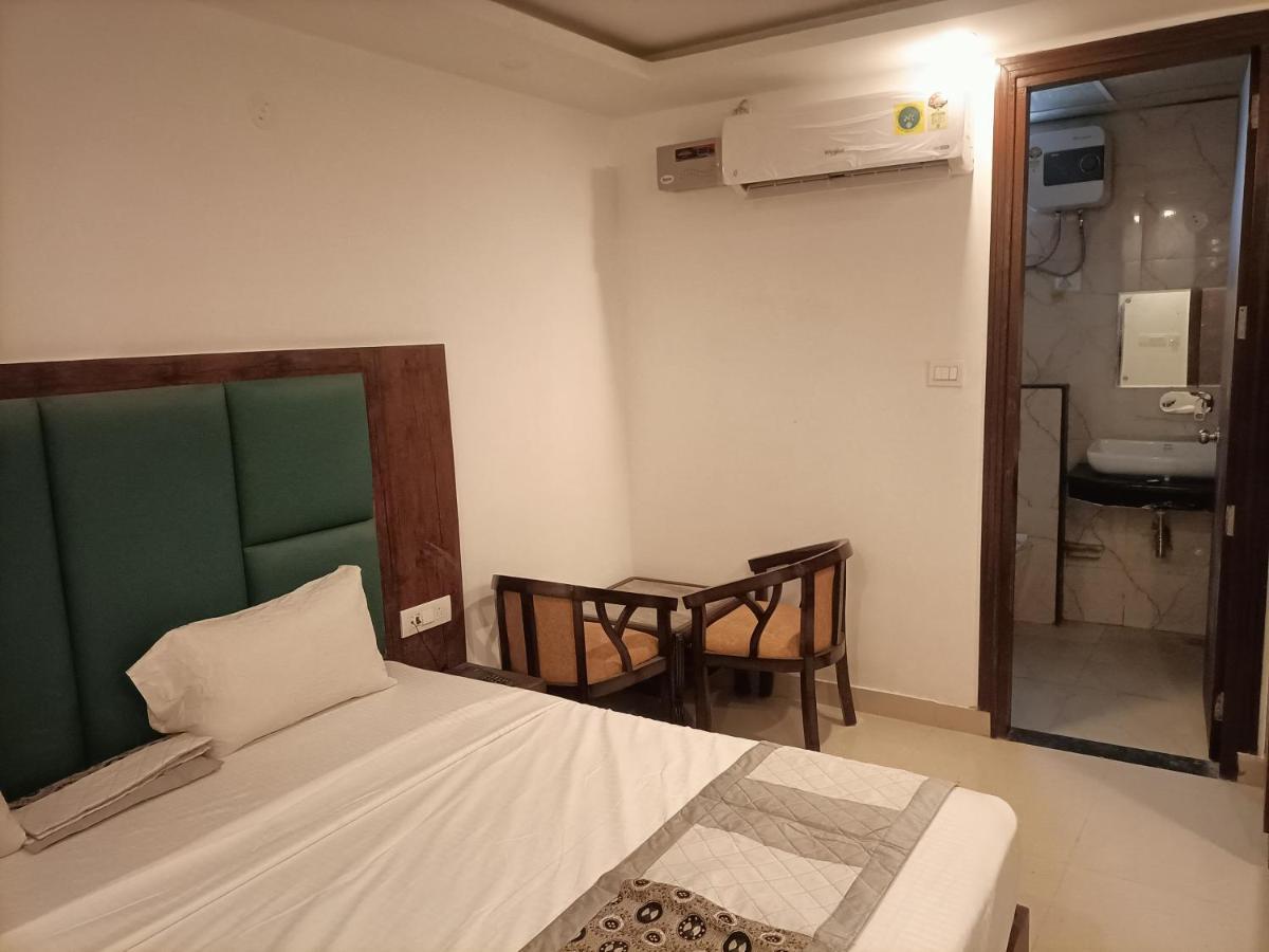 Hotel Tark Inn Near Igi Airport New Delhi Extérieur photo