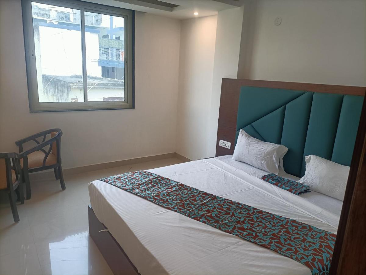 Hotel Tark Inn Near Igi Airport New Delhi Extérieur photo