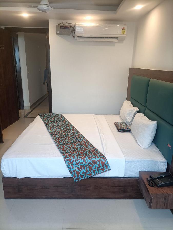 Hotel Tark Inn Near Igi Airport New Delhi Extérieur photo