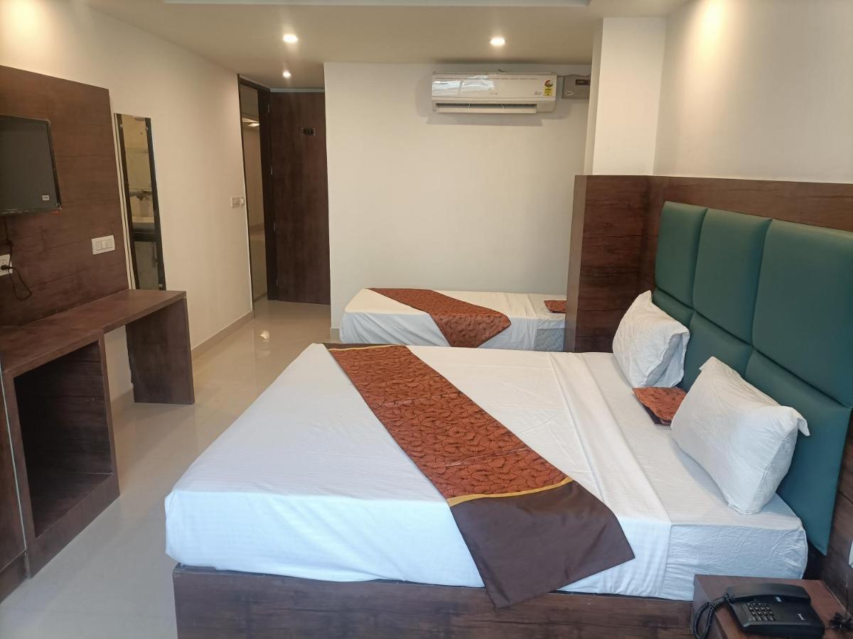 Hotel Tark Inn Near Igi Airport New Delhi Extérieur photo